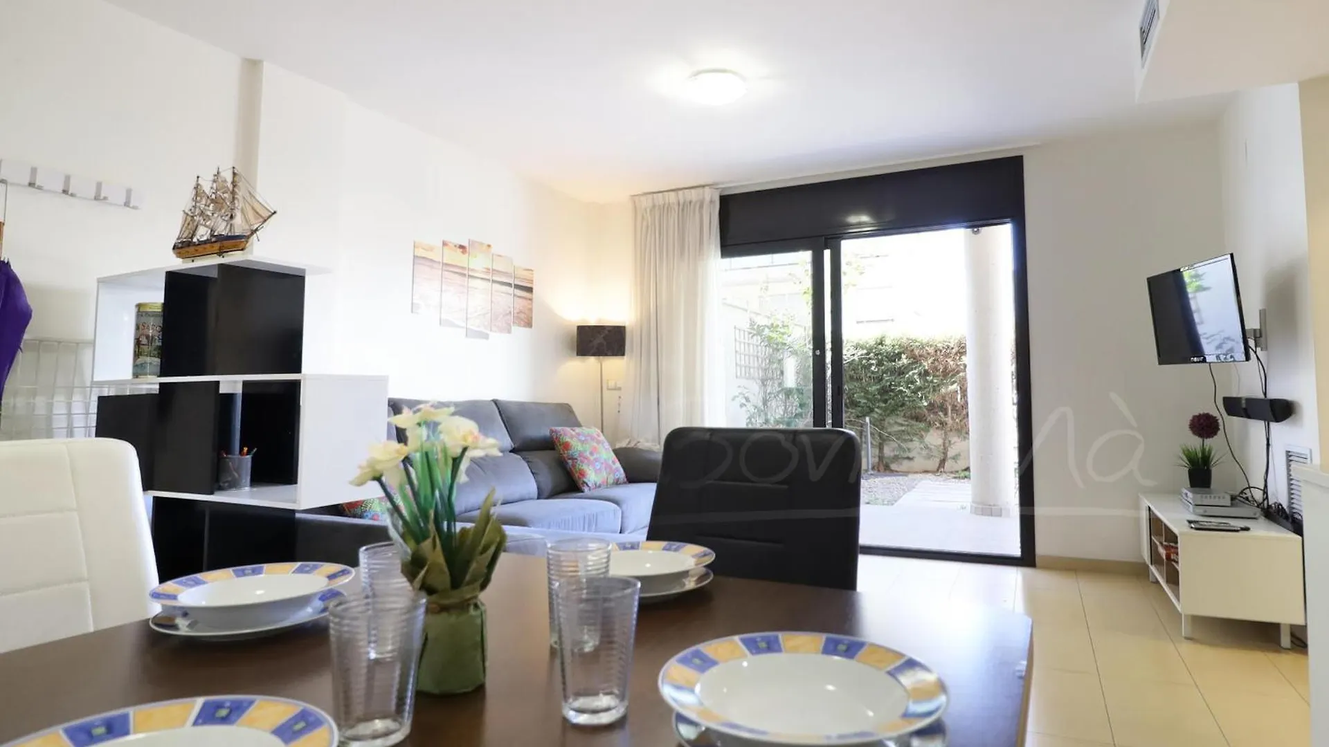 Appartement Alquiler De Apartamento Moderno De 2 Dormitorios Con Jardin Privado, - Es-366-7 Roses